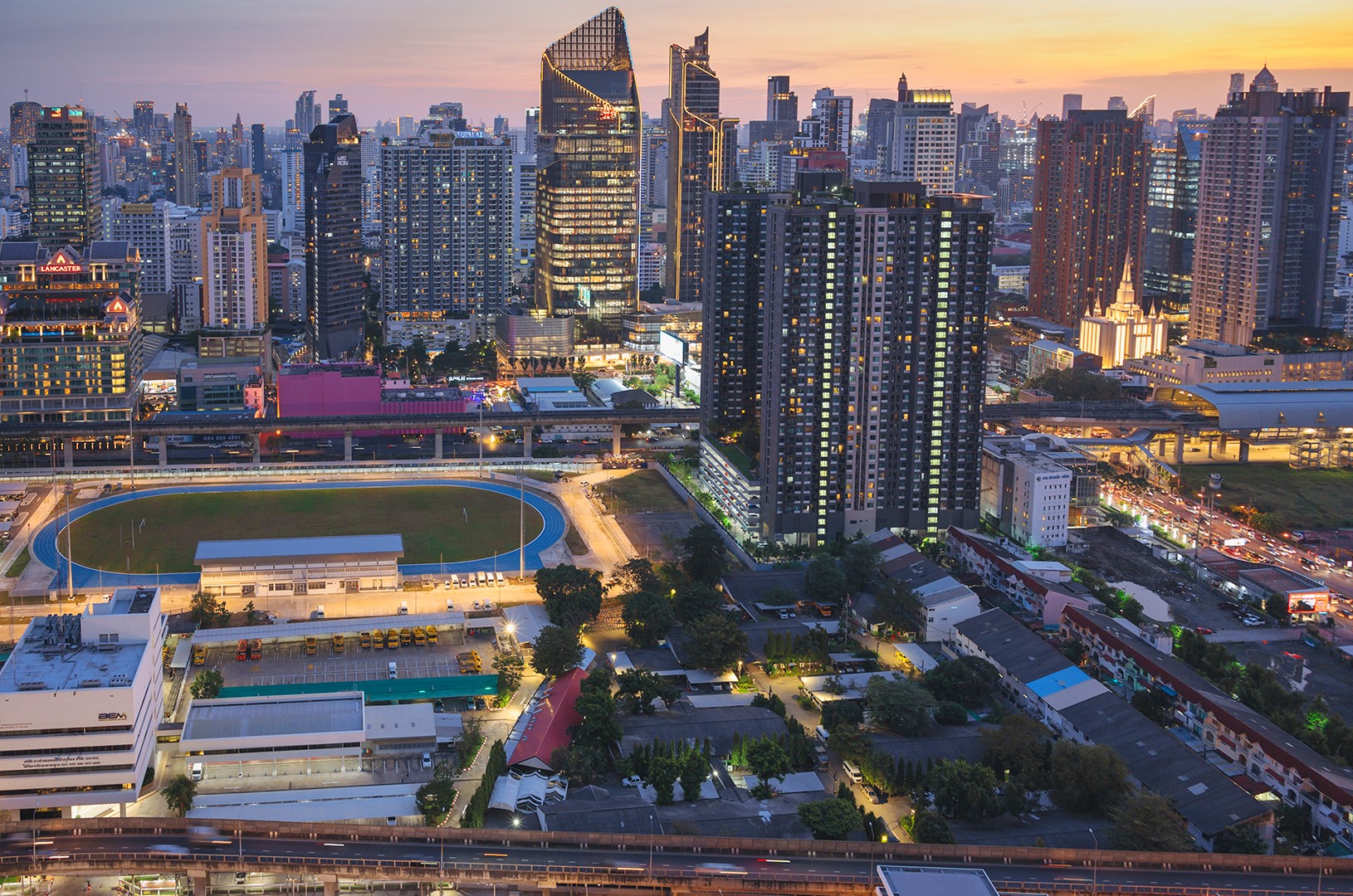Rama 9 - Ratchada